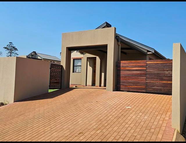 3 BEDROOM HOUSE FOR SALE IN BISHOPSTOWE